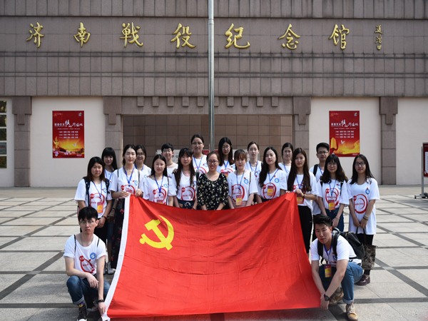 1505703292910380.jpg 20170917党员服务日 (12).jpg